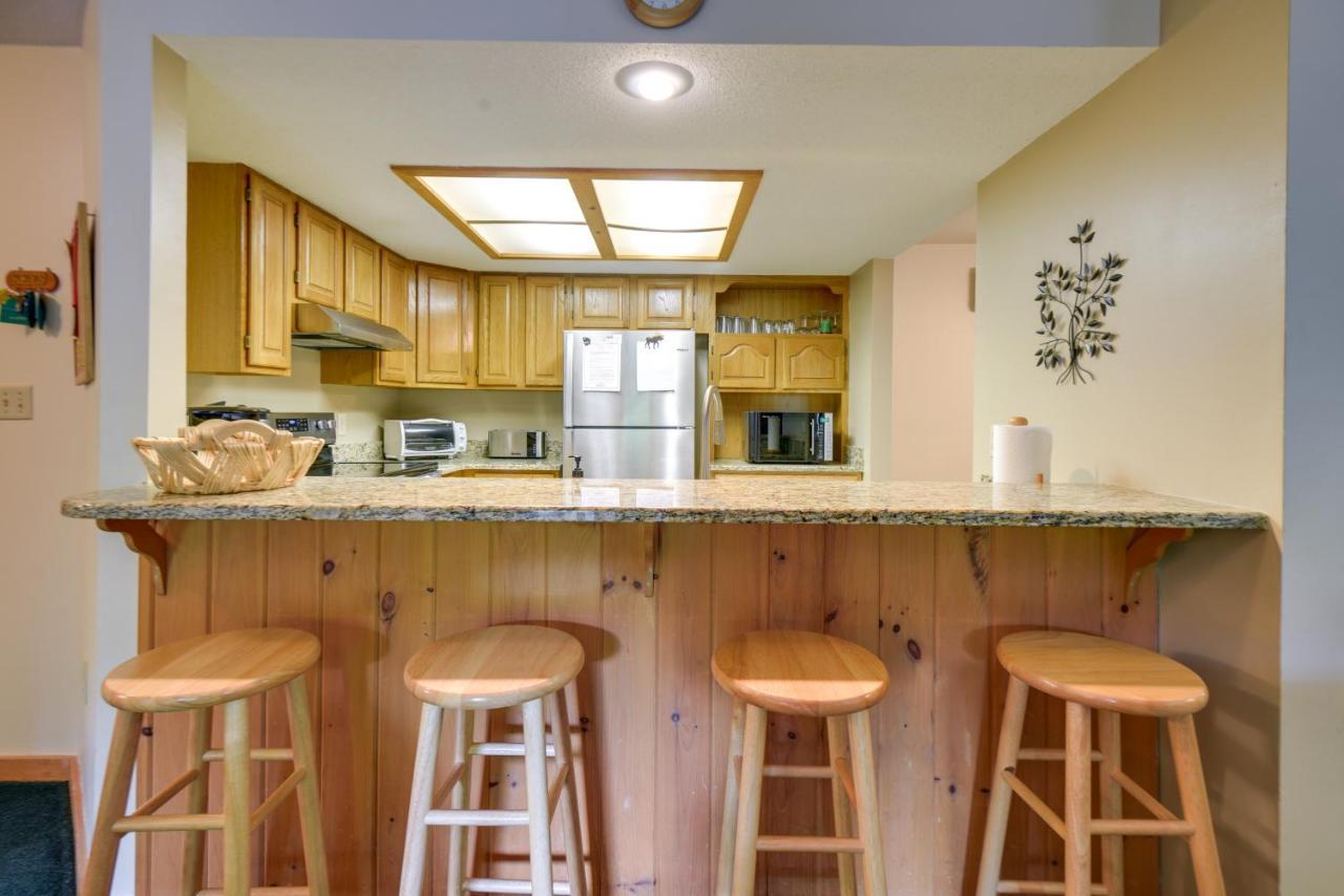 Well-Appointed Lincoln Abode Ski, Swim And Fish! Exterior foto