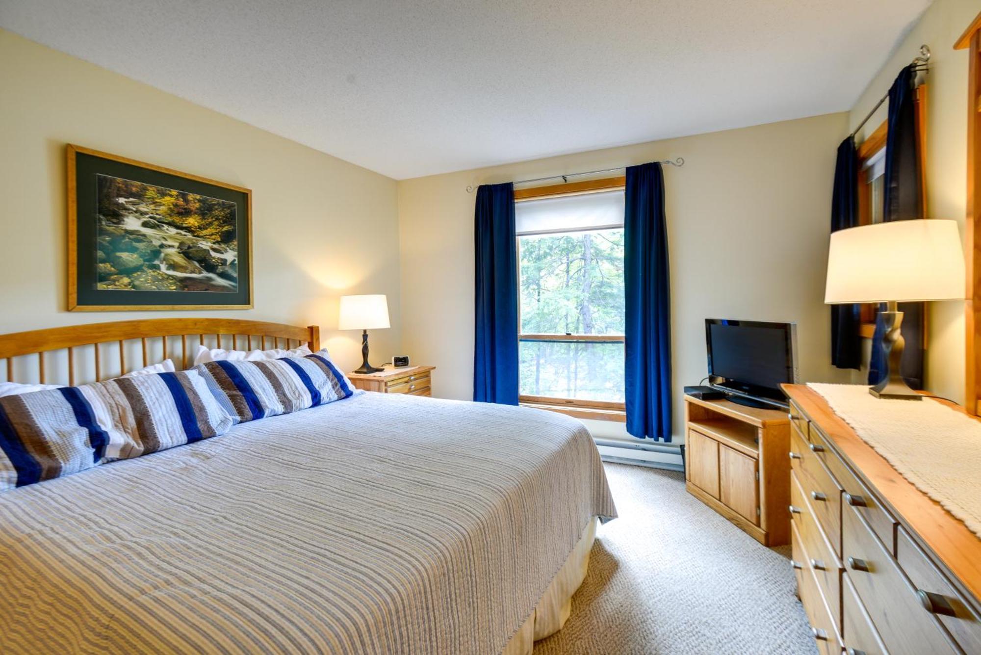 Well-Appointed Lincoln Abode Ski, Swim And Fish! Exterior foto